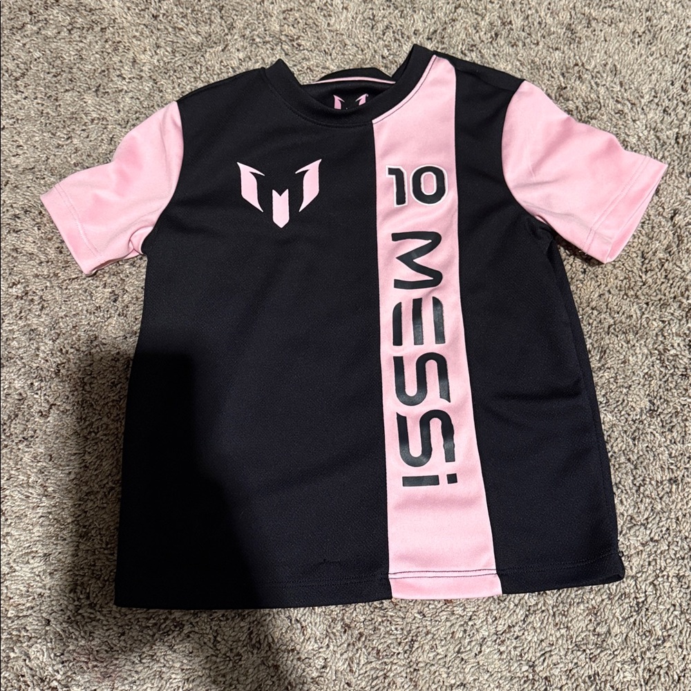 Black and Pink Messi T-Shirt Youth SZ 5